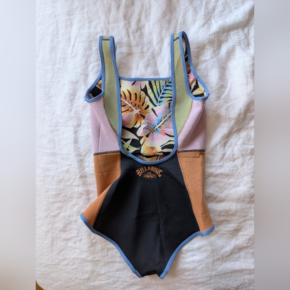 Billabong Reversible Colorblock One-Piece Swimsuit / Surfsuit - Picture 2 of 4